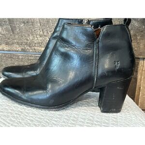 Black Leather FRYE Alton Chelsea Side Zip Ankle Boots 7.5 B